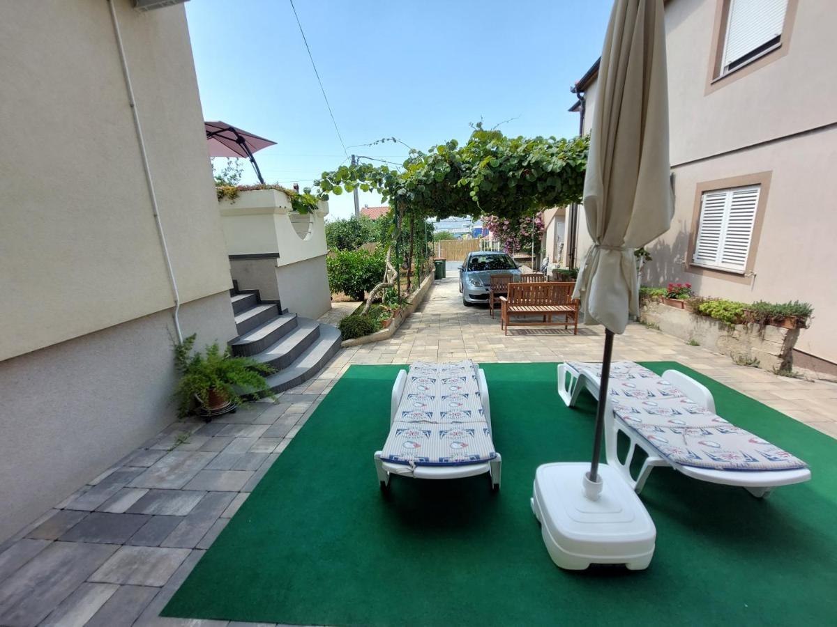 Apartman Lovre Zadar Exterior foto